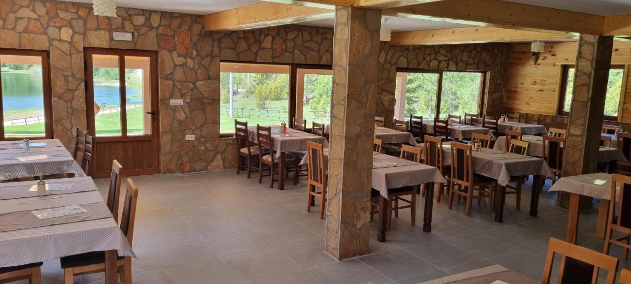 Apartmani Jezero Zabljak  Ngoại thất bức ảnh