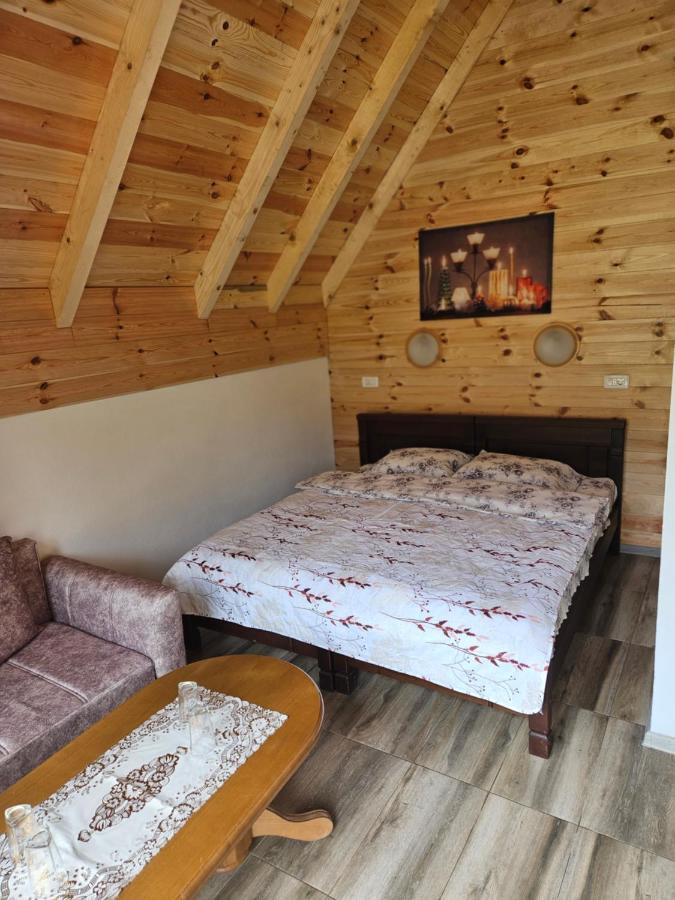 Apartmani Jezero Zabljak  Ngoại thất bức ảnh