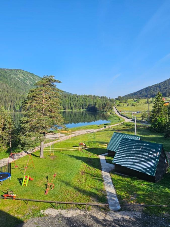 Apartmani Jezero Zabljak  Ngoại thất bức ảnh