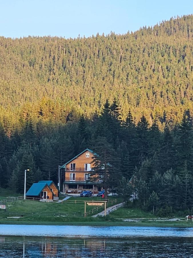 Apartmani Jezero Zabljak  Ngoại thất bức ảnh